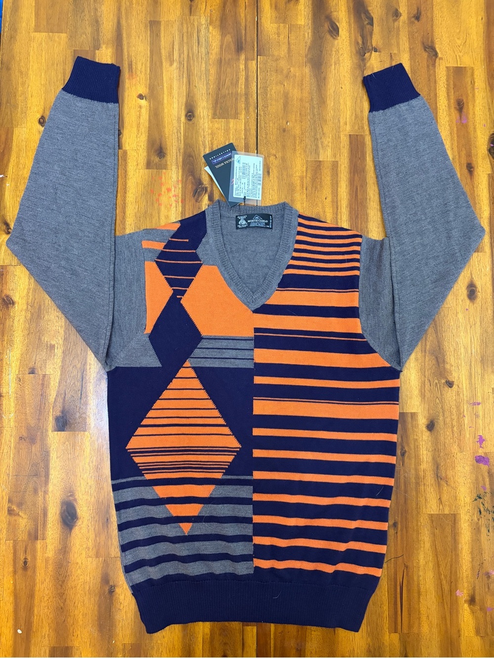 Monte Carlo Mens Knit V-Neck Sweater Sz M Orange Blue Striped Diamond Pullover
